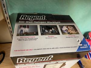 lot 356 image: Regent  500 Watt Halogen Work Light