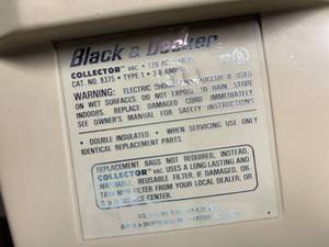 lot 359 image: Black and Decker Collector Vac