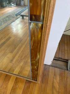 lot 233 image: Sliding Door Mirrored Panel With Amber Stained Glass On The Sides