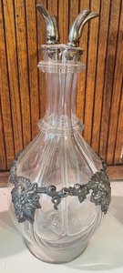 lot 143 image: 3 Delightful Decanters