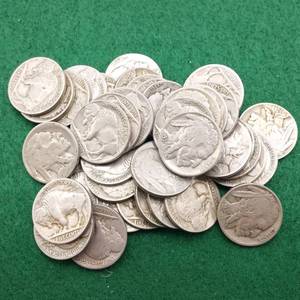 lot 52 image: Roll (40) Buffalo Nickels with Readable Dates--Teens through 30s
