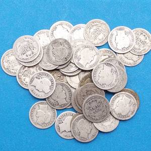 lot 71 image: 47 Old Barber Dimes, 90% Silver