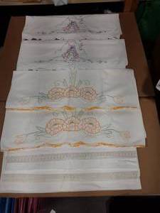 lot 5 image: 3-Pair Vintage Embroidered Standard Size Pillow Cases