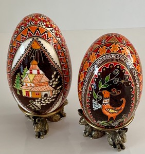 lot 99 image: Two Ukrainian Painted Goose Eggs