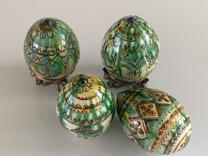 lot 44 image: Four Ukrainian Easter Pysanky  Style Eggs