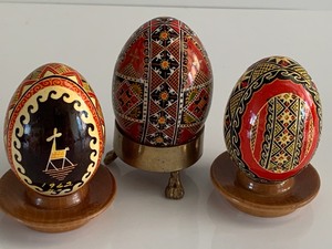 lot 321 image: Three Ukrainian Easter Eggs