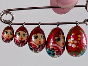 lot 284 image: Ukrainian Adorable Pin Nesting Doll Pin