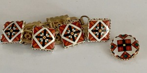 lot 266 image: Costume Jewelry Bracelet and Matching Pin