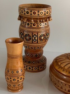 lot 173 image: Three Rizba Items
