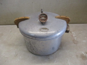National Pressure Cooker No. 7