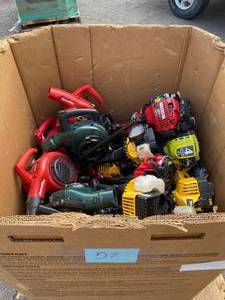 lot 57 image: Assorted outdoor tools costumer returns inespected items no tested see pictures