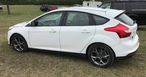 lot 1 image: 2013 Ford Focus SE