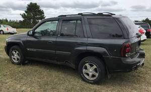 lot 3 image: 2004 Chevy TrailBlazer LS 4x4