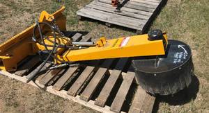 lot 2 image: Weed Badger Skid Steer Attachment