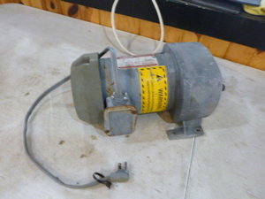 lot 43 image: Dayton Split Phase Gear Motor