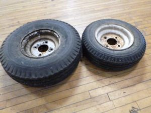 lot 70 image: 2 Trailer Tires