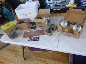 lot 79 image: Miscellaneous Garage Items