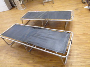 lot 84 image: 2 Cots