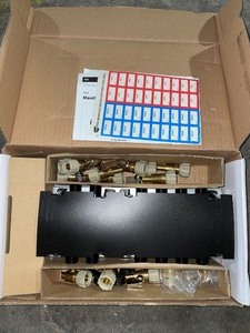 APOLLO 12 in. Brass Ball Valves with 12-Port PEX Manifold. See Pictures