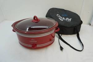 lot 3 image: Crock pot