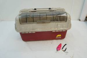 lot 18 image: Plano tackle box, tackle