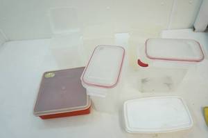 lot 24 image: Tupperware variety