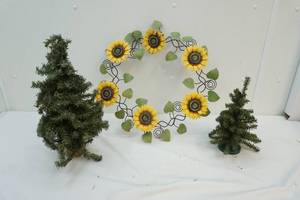 lot 30 image: Wreath, trees