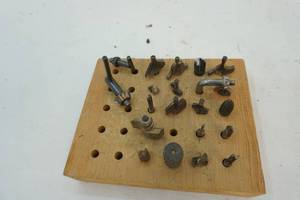 lot 57 image: Drill press bits