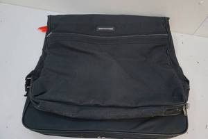 lot 69 image: Travel bag