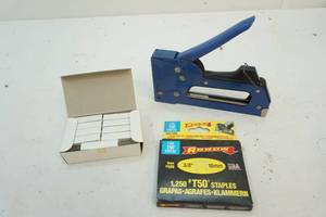 lot 72 image: Staple gun, hooks, staples