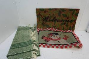 lot 83 image: Xmas mats