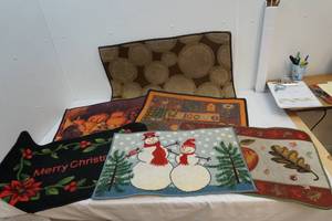 lot 84 image: Xmasfall mats