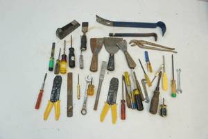 lot 100 image: tools