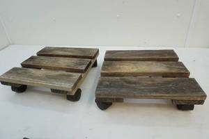 lot 113 image: Wheeled carts