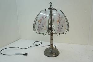 lot 144 image: Bird lamp