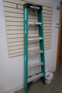 lot 174 image: Ladder