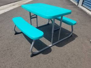 1 Childrens Picnic Table