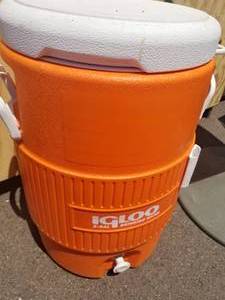 1 Gatorade Water Cooler