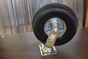 lot 35 image: Pneumatic Gate Wheel