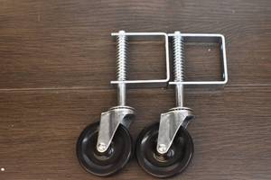 lot 36 image: Gate Caster