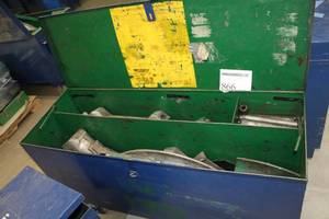 lot 866 image: Greenlee Portable Hydraulic Bender 885  with Rolling Metal Job Site Box