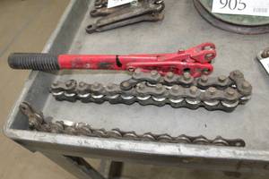 lot 904 image: Pipe Cutter