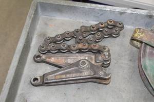 lot 903 image: Pipe Cutter
