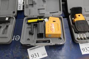 lot 931 image: Pacific Laser Systems PLS5  with Plastic Case