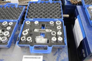 lot 928 image: Utility Tool Cable Stripper WS 68  with Plastic Case
