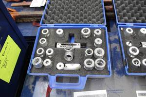lot 929 image: Utility Tool 4X4 PLUS Cable Stripper WS 68  with Plastic Case