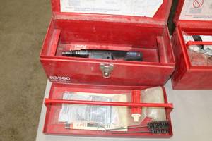 lot 956 image: Powers Fasteners Low Velocity Powder Actuated Tool R3500  with Metal Case