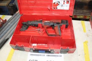 lot 960 image: Hilti Power Actuated Nail Gun DXA41  with Plastic Case