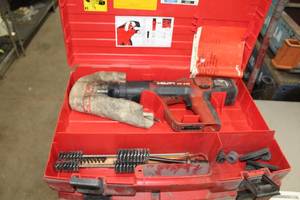 lot 961 image: Hilti Power Actuated Nail Gun DXA40  with Plastic Case, Accessories