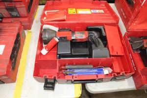 lot 970 image: Hilti Power Actuated Nail Gun DX600N  with Plastic Case, Accessories